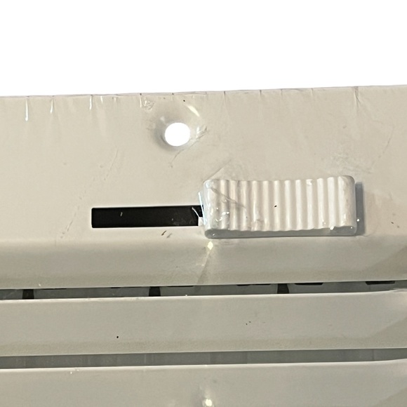 🌟NWT🌟 Accord Sidewall/Ceiling 2-Way 10in. X 4 in. Vent - Picture 4 of 6